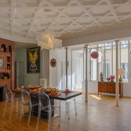 Opera Prestige Apartment